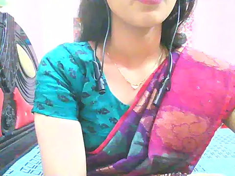 night queeen7 online show from November 15, 7:10 pm