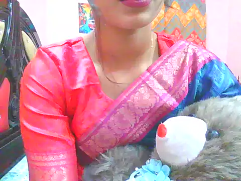 night queeen7 online show from December 17, 7:31 pm