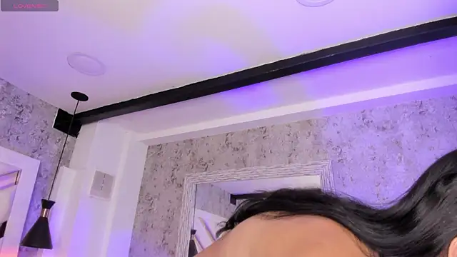 Vanessa Rain  online show from April 11, 7:18 pm