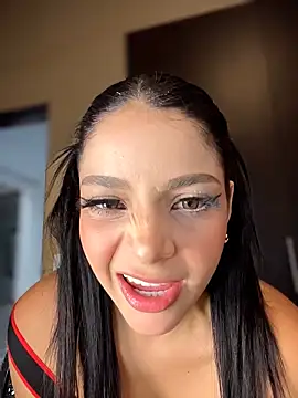 ArieliciousXXX online show from March 6, 1:07 pm