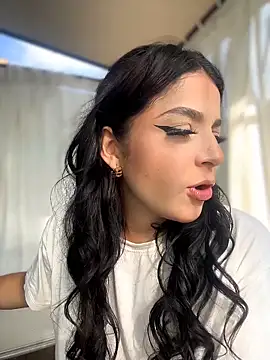 ArieliciousXXX online show from March 7, 1:08 pm