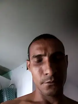 Snapshot of alejandrolopez2022alejand chatting on October 7, 9:45 pm alejandrolopez2022alejand online show from October 7, 9:45 pm