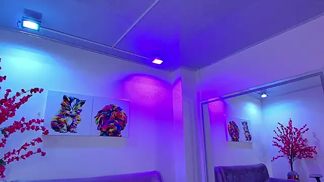 Summer miller online show from October 23, 11:20 am