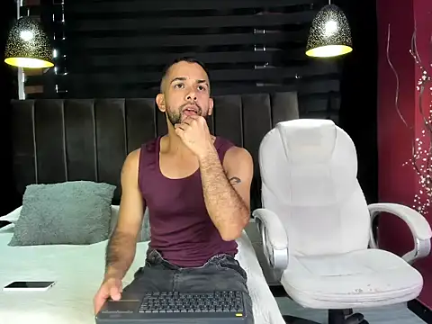 Snapshot of Lobo_sex21 chatting on October 2, 7:43 pm Lobo sex21 online show from October 2, 7:43 pm