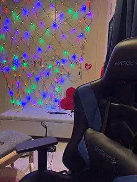 allnaturalmermaid online show from February 22, 7:45 pm