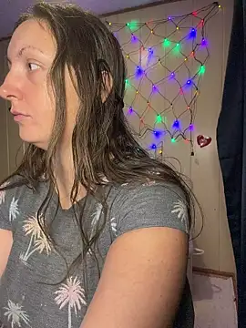 allnaturalmermaid online show from April 21, 4:23 pm