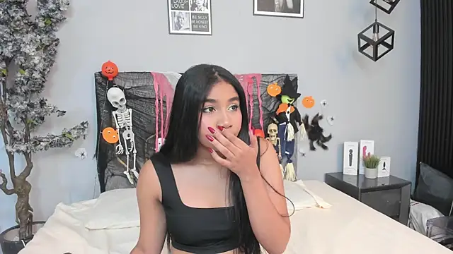 Snapshot of Nahomycarterr chatting on November 2, 7:38 pm Nahomycarterr online show from November 2, 7:38 pm