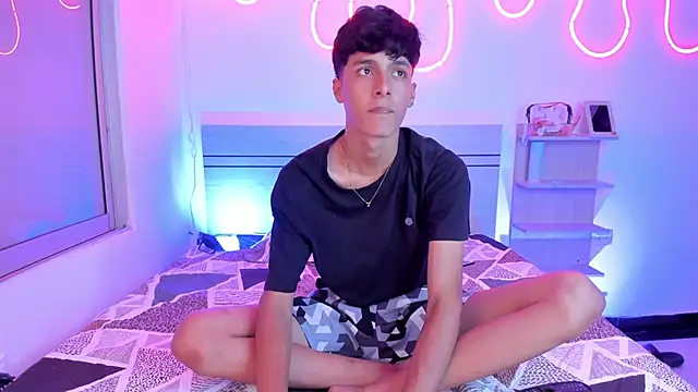 luccas ferreira online show from October 19, 8:31 pm