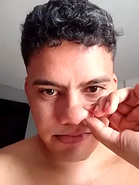 luigidickk online show from October 20, 1:11 pm