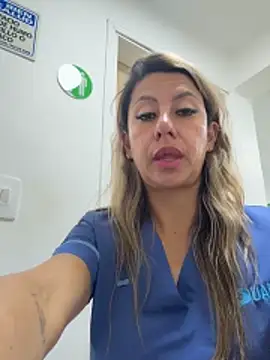 Snapshot of GisellTorres36 chatting on April 13, 3:50 pm GisellTorres36 online show from April 13, 3:50 pm