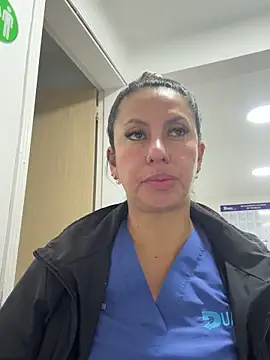 Snapshot of GisellTorres36 chatting on May 4, 9:00 pm GisellTorres36 online show from May 4, 9:00 pm