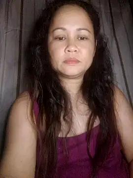 Snapshot of Krestanna chatting on October 9, 1:31 pm Krestanna online show from October 9, 1:31 pm