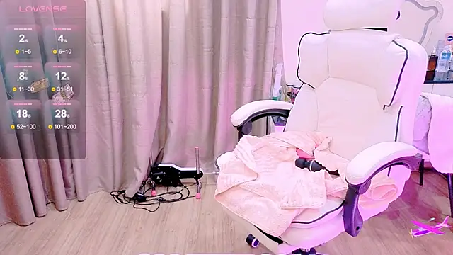 Snapshot of _Aria_Moonie chatting on October 29, 2:58 am Aria Moonie online show from October 29, 2:58 am