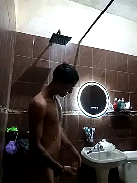 Snapshot of Buddha289 chatting on February 19, 5:36 am Buddha289 online show from February 19, 5:36 am