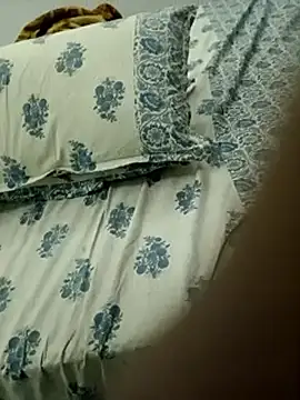 zoya your online show from November 8, 1:39 am