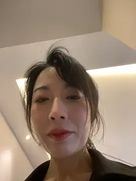 Snapshot of yourkeer chatting on November 17, 3:56 am yourkeer online show from November 17, 3:56 am