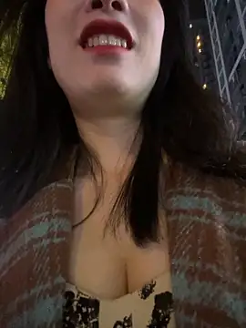 Snapshot of yourkeer chatting on November 20, 1:55 pm yourkeer online show from November 20, 1:55 pm