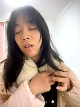 Snapshot of yourkeer chatting on November 30, 9:02 am yourkeer online show from November 30, 9:02 am