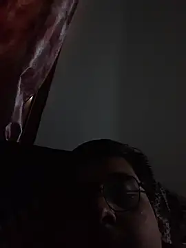 Snapshot of UsurpedThaw chatting on November 16, 10:10 am UsurpedThaw online show from November 16, 10:10 am