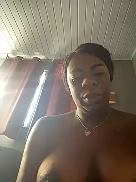 Priihmedeiros online show from February 14, 10:12 am