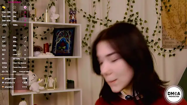 Kelly foox online show from February 14, 11:45 pm