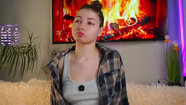 BrittGupton online show from April 5, 2:31 am