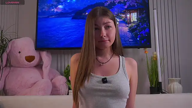 BrittGupton online show from April 23, 1:40 am