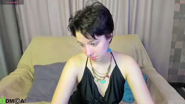 Sara Frayer online show from November 17, 1:11 am