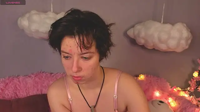 Sara Frayer online show from February 4, 1:00 am