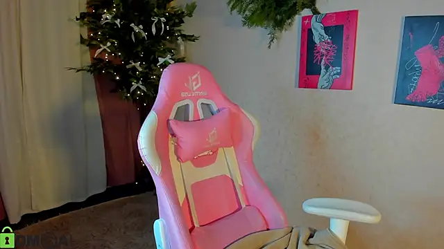 L1na Reeds online show from December 18, 1:22 am