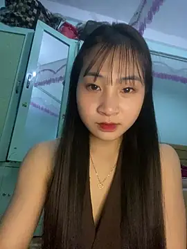 banlinh004 online show from February 6, 4:10 pm