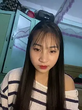 banlinh004 online show from February 7, 2:21 pm