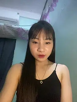 banlinh004 online show from May 2, 1:49 pm
