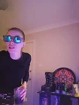 lonely Cosplay chick online show from November 5, 4:51 pm