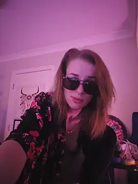 lonely Cosplay chick online show from November 22, 5:01 pm