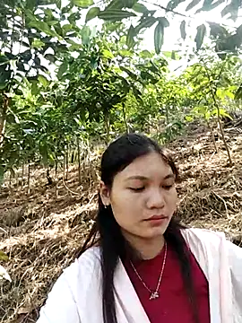 Snapshot of Mit-thi123 chatting on October 29, 3:09 am Mit-thi123 online show from October 29, 3:09 am