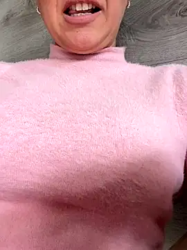 Snapshot of Daiana_Andra chatting on November 10, 10:03 am Daiana Andra online show from November 10, 10:03 am