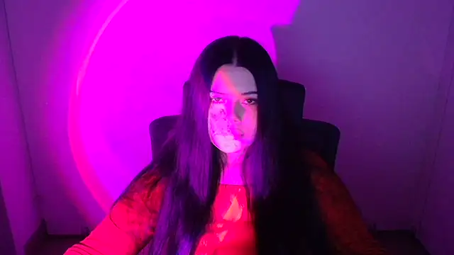 Mona Esty online show from October 6, 11:35 pm