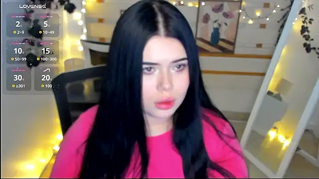 Mona Esty online show from February 16, 9:44 pm