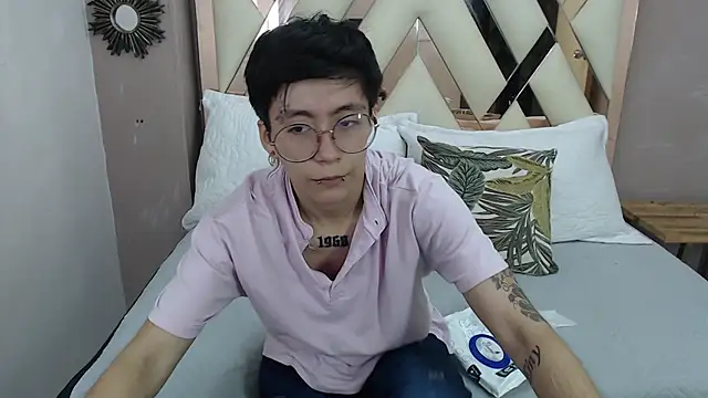 Teddy Jacobs online show from October 7, 7:44 pm