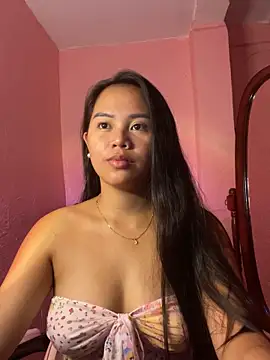 Funtasee Andi online show from April 13, 8:03 pm