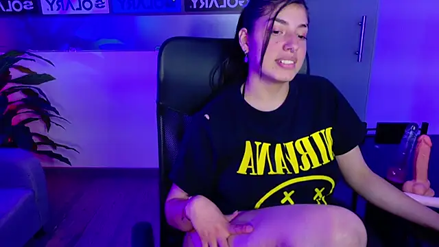 Snapshot of Violetta_Swett_ chatting on October 27, 1:37 pm Violetta Swett  online show from October 27, 1:37 pm