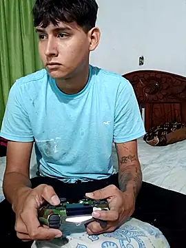 Luisneljc online show from July 22, 10:45 pm