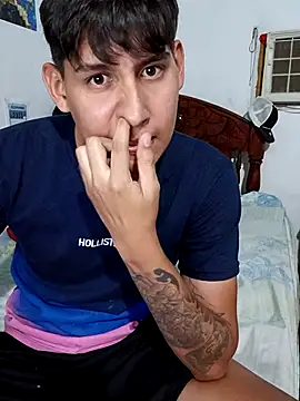 Luisneljc online show from July 27, 6:37 pm