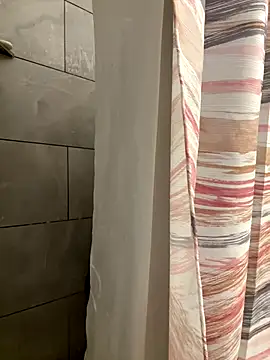 Snapshot of murphdolla chatting on October 23, 11:42 am murphdolla online show from October 23, 11:42 am