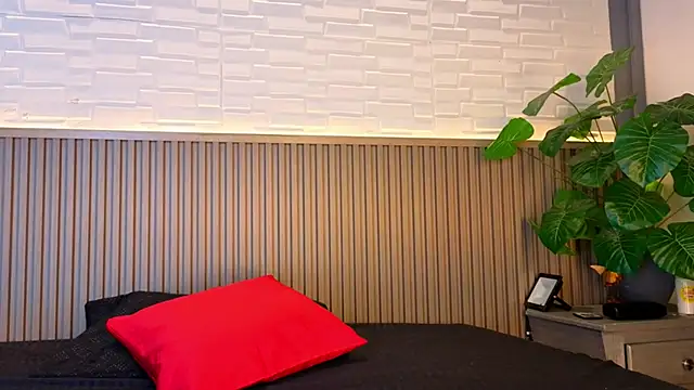 KarliSweet online show from October 31, 2:01 am