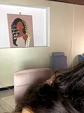 KyliePink  online show from October 24, 8:38 pm