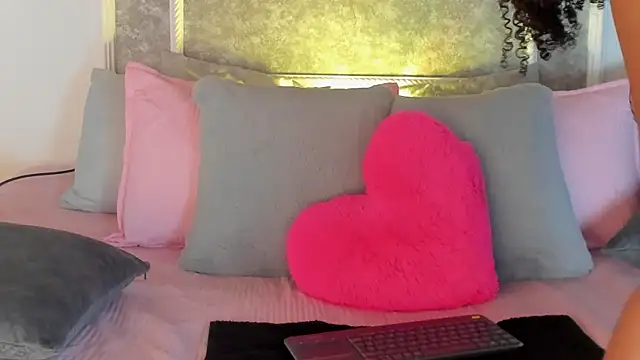  victoriaa  lois online show from October 29, 7:48 pm