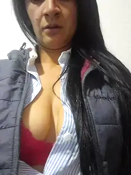 Lesli 14 online show from November 19, 3:06 am