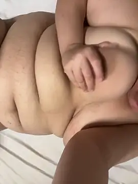 mrgkatys online show from April 18, 2:32 pm